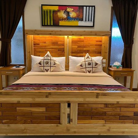 Jepara Marina Beach Bungalows Dış mekan fotoğraf