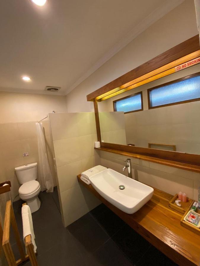 Jepara Marina Beach Bungalows Dış mekan fotoğraf