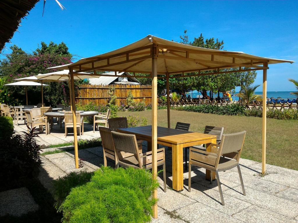 Jepara Marina Beach Bungalows Dış mekan fotoğraf